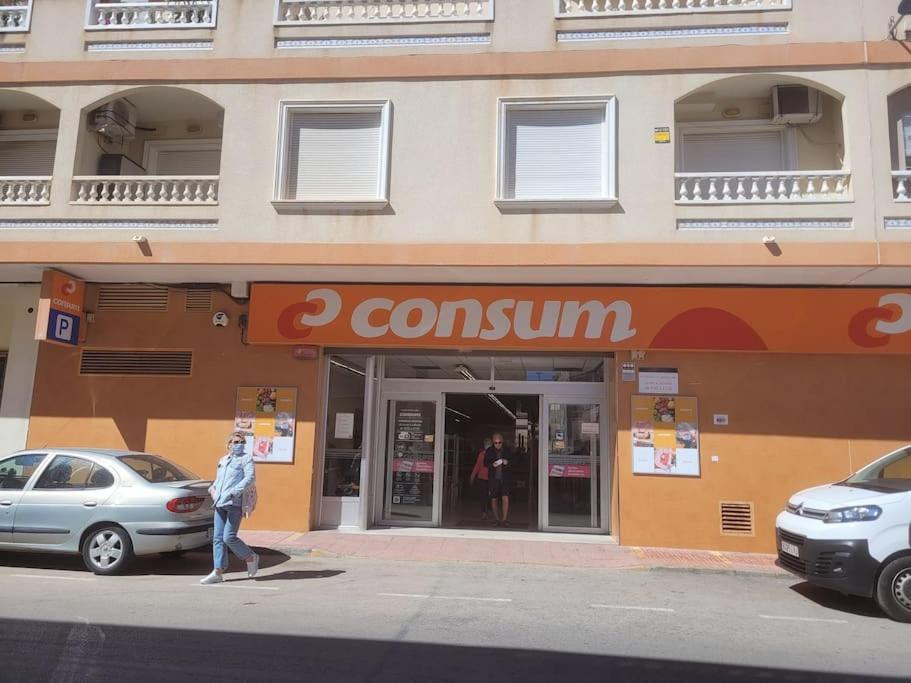 Nice Holidays Apartment In Torreveja, Torrevieja Ngoại thất bức ảnh